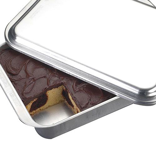Nordicware Covered 9 x 13 Covered Baking Pan